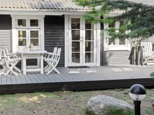 Holiday Home Arild - 10m from the sea by Interhome