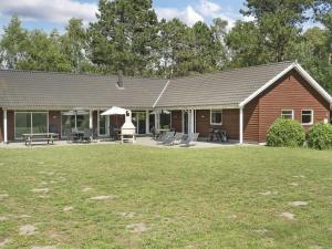 Holiday Home Hughe - 300m from the sea by Interhome