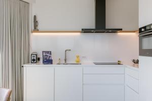 Coastal Getaway - Free Parking & Balcony - Baldus - 200m from beach