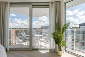 Coastal Getaway - Free Parking & Balcony - Baldus - 200m from beach