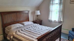 Century House on Quarter acre lot