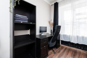 Home cinema - 2-bed, 2-bath - Free Private Parking