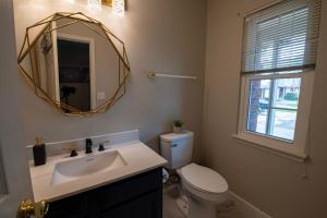 Laid in Luxury 2BR Garage CLT