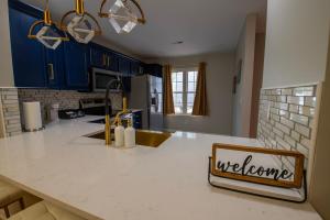 Laid in Luxury 2BR Garage CLT