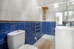 Cozy 2BR Flat with Terrace & Pool