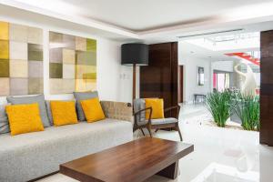 Villa RosMar Luxury Beachfront House