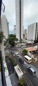 Qto Duplo próximo ao Shopping Recife