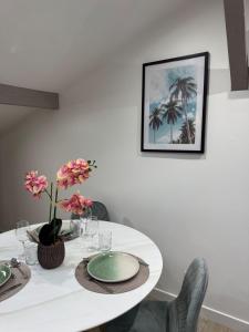 Longchamps 1 - Magnifique appartement, 1 chambre sous les toits, clim