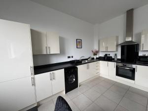 Salford Quays Modern 2BR Apt