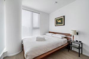 Urban Retreat 2BR Condo with Stunning City View