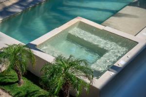 Unique 5BR Beachfront Villa w Private Pool!