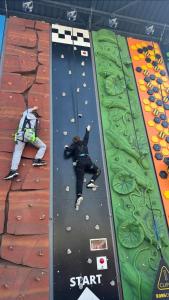 8 birth Diamond rated Caravan, en-suite, with decking at Parkdean resorts, Southview holiday park