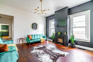 Prime Location Top Rated Clean Parking Free!