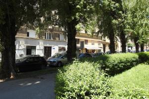 White Zagreb Apartment