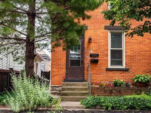 Sophisticated Boho Condo Walkable Columbus