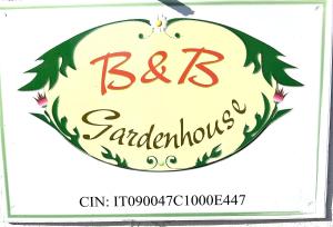 Garden House - B&B near Bus Stop to Beaches & Airport img24