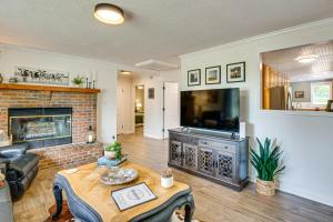 5 Mi to Kansas Speedway - Cowtown Cutie KC