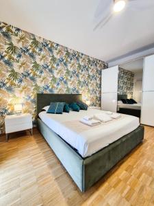 Romantic Lake View Apartment with Balcony and Parking in Orselina Locarno