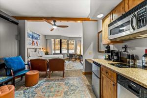 Studio at Grand Lodge Hot Tub Pool Pet Friendly