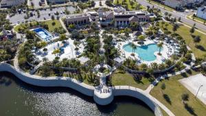 Luxuosa Casa 6 Quartos com Piscina no Solara