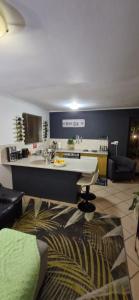 Apartment with garden