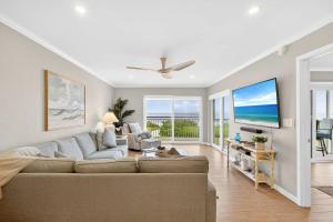 Luxury Beachfront Retreat on Longboat Key