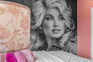 Bright 3BR East Nashville Retreat 10 min to Broadway