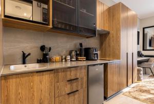 Menlyn Maine Residence Unit 1419