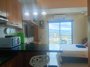 Balcony Panorama for Workcation Couple