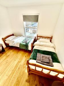 Beautiful Modern 2 Bed house combined with a vintage feel near Central Cambridge Sleeps 4