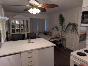 One Bedroom Suite in perfect location Vancouvers Mount Pleasant