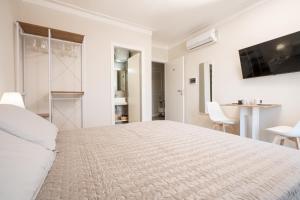 ELEGANCE Calasetta's Rooms img1