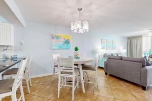 Pelican Beach Resort 314