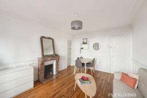 Charming 2-Bedroom Apartment in Paris 5