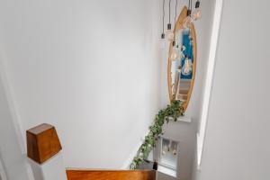 Mayfield House by Grandeur Property