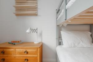 Mayfield House by Grandeur Property