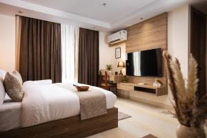 Lumi Stays- Luxurious Studio Apartment