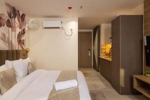 Lumi Stays- Luxurious Studio Apartment