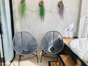 Uai House com jacuzzi, teto rooftop retrátil e colchão massageador