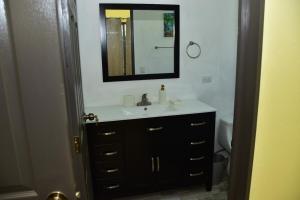 Catch a Wave Beach House 5 Min to Shore