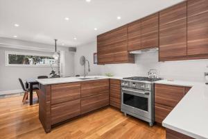 Aspen VillasBleeker Street Townhome 2 plus Den