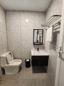 The Seven Room Near Tebrau and Mount Austin