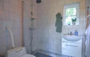 3 Bedroom Cozy Home In Brunskog