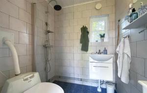 3 Bedroom Cozy Home In Brunskog