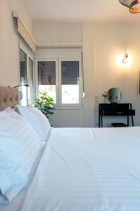 Acropolis Touch 7th Wonder View DG