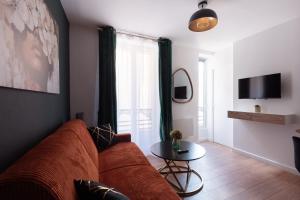 Studio rénové - Accès direct Paris