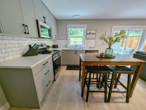Oakview Hideaway