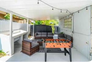 Luxury Miami Studio Next to Beach & Airport