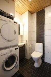 Central Studio for 1