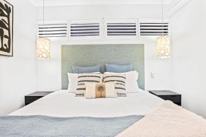 Reefside at 201 Lake Street